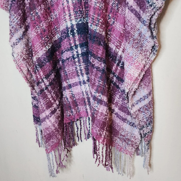 NWT Woolrich Purple Blanket Wrap. Soft and Cozy. One Size. - Picture 10 of 16